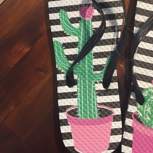Cactus Striped Flip Flops - Picture 4 of 6
